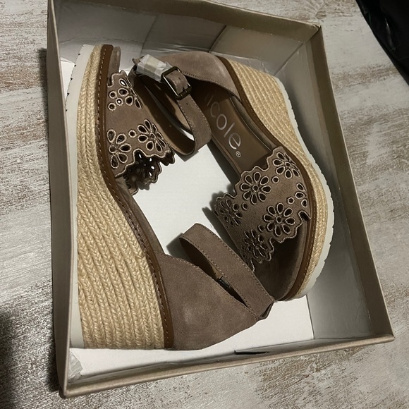 Nicole Miller Wedge Sandals - Picture 3 of 9